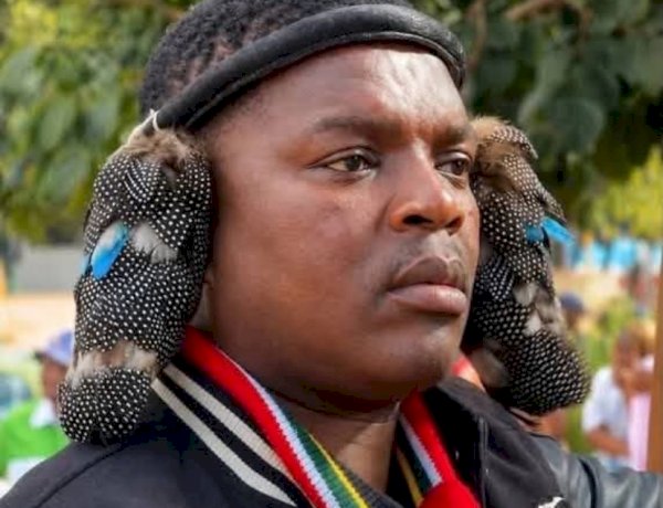 Afrique du Sud : un mandat d'arrêt délivré contre le militant Ngizwe Mchunu