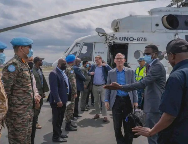 Nord-Kivu : James Swan de retour à Goma sous administration rebelle, une visite stratégique sous haute tension