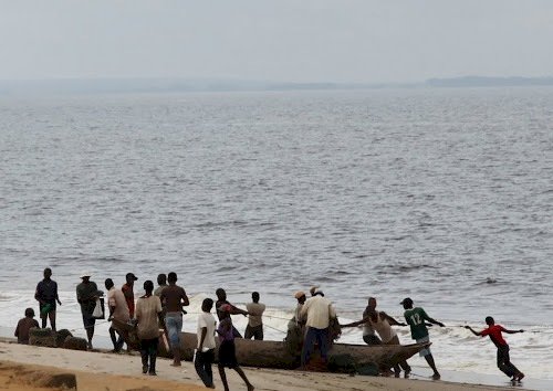 RDC-Ouganda: 70  pêcheurs congolais libérés en Ouganda  le samedi 2 Mai 2020