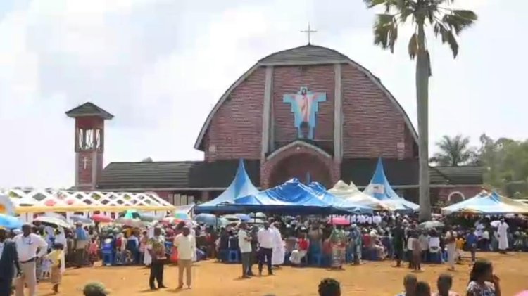 Nord-Kivu : La cathédrale Saint-Gustave de Beni-Paida dévoile sa nouvelle robe, grâce à la générosité du sénateur Papy Machozi